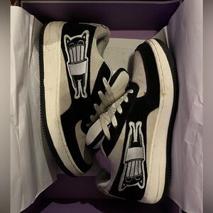 Black Gavin South “Panic Cattack” US9